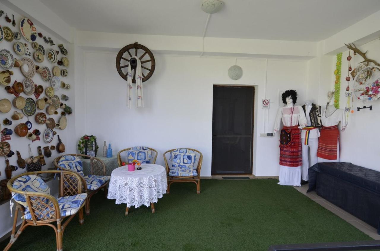 Vila Calypso Apartment Costinesti Exterior photo